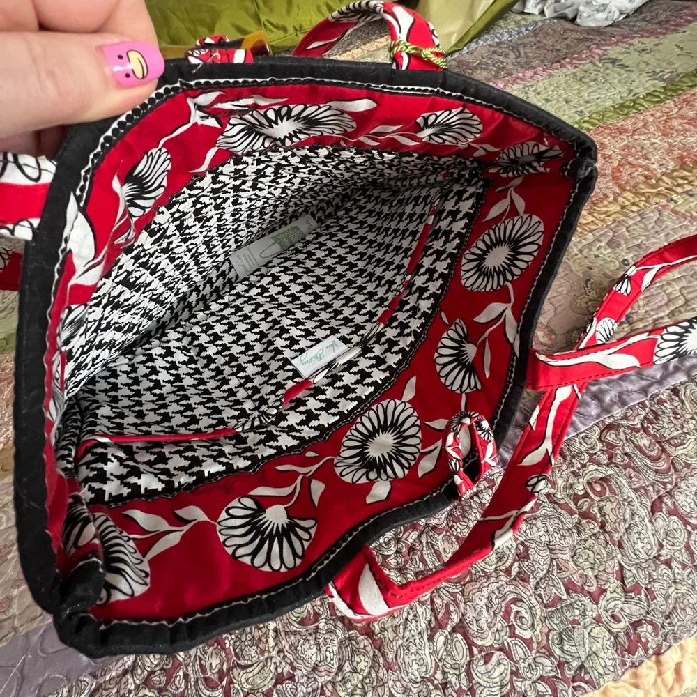 Red Vera Bradley bag NWT - Picture 4 of 6